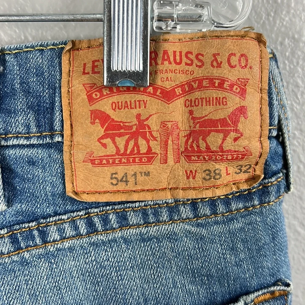 Levi's 541 Demin Jeans - size 38 - Picture 4 of 9